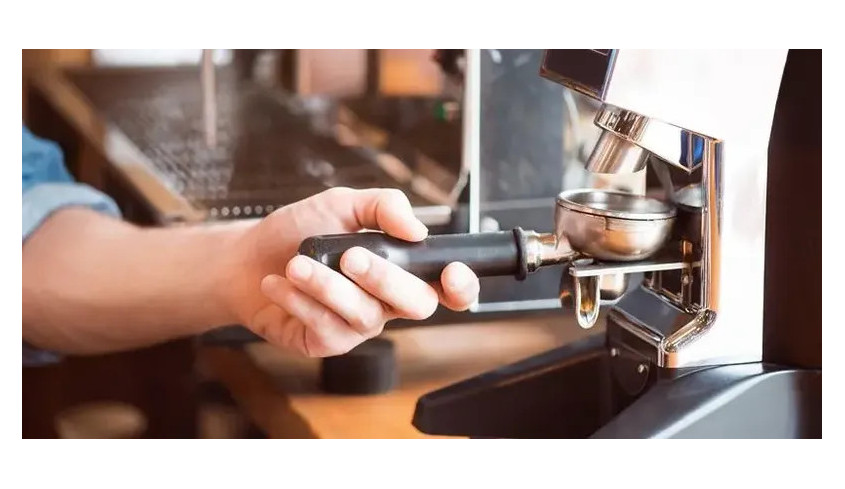 Najczęstsze problemy z ekspresami, których można uniknąć – sprawdź!